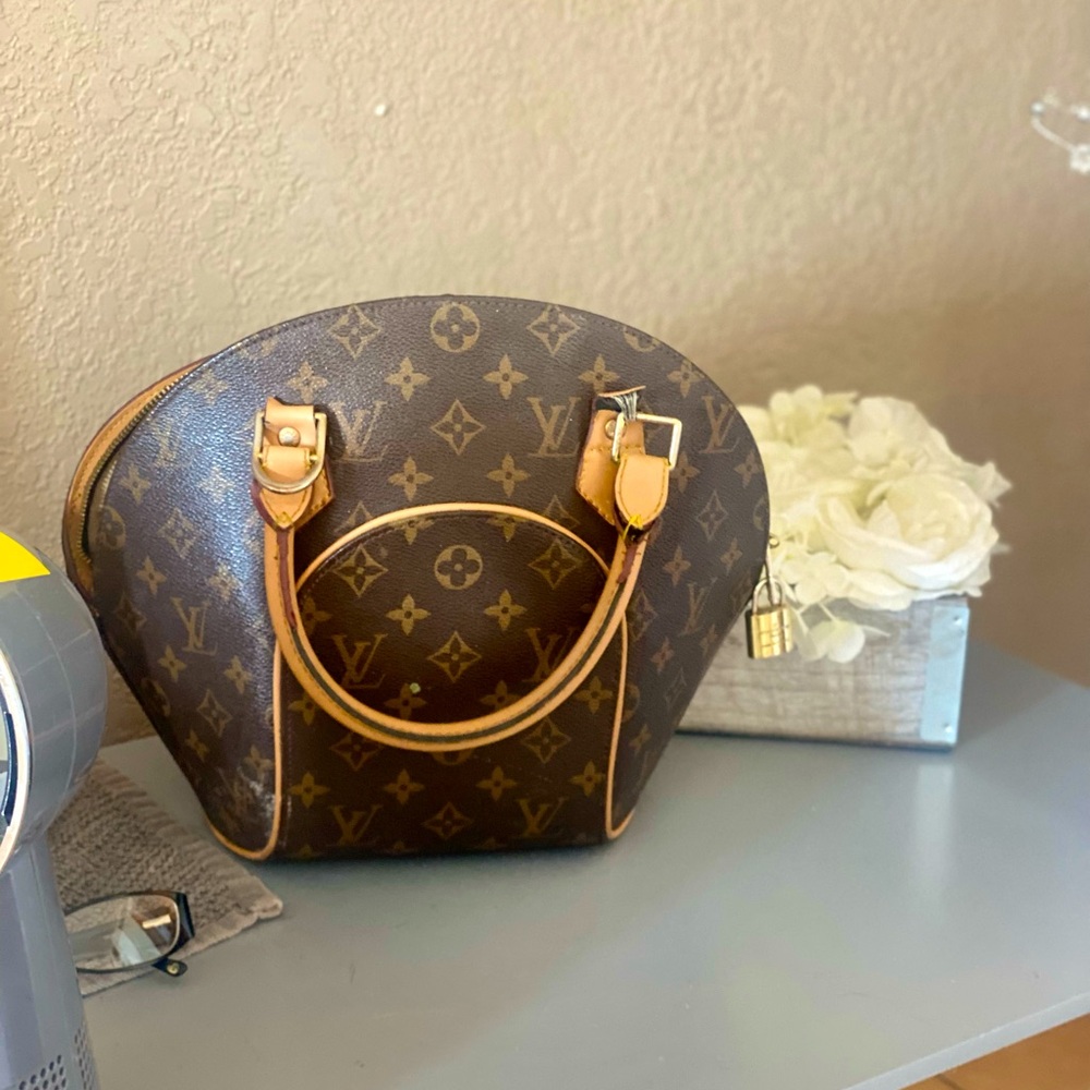 Vintage Louis Vuitton bowling bag/ handbag
